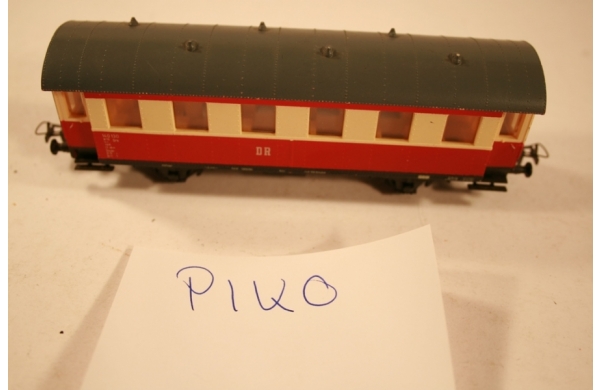 Piko, Pers.-Wagen