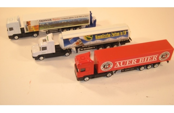 3 x Trucks, u.a. Auer Bier