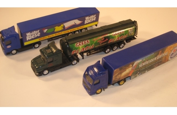 3 x Trucks, u.a. Weißer Riese