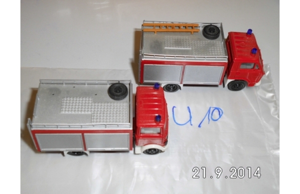 Feuerwehr, 2 kleine Einsatzfahrzeuge, U10