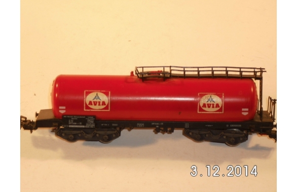 Märklin, Tankwagen, AVIA rot