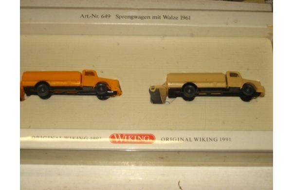 Sprengwagen mit Walze1961