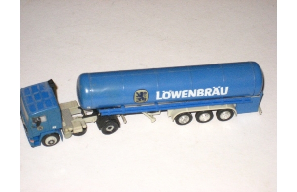 Volvo, LKW, Löwenbräu