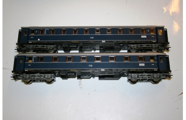 2 x DB Personenwagen blau