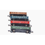 4 x Personenwagen