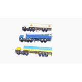 3 x Lkws, Sattelauflieger
